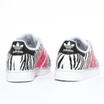 Adidas Superstar Zebra Neon - immagine 3